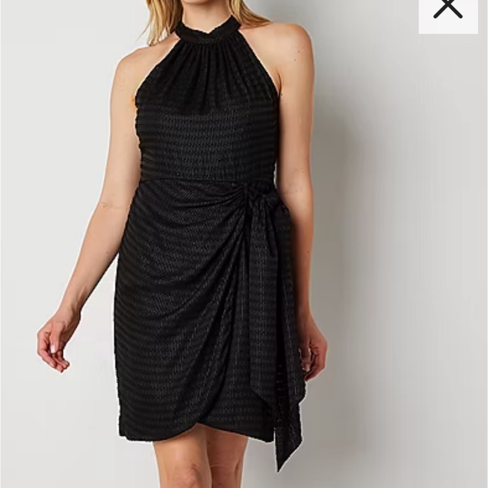 NWT Melonie T Womens Sleeveless Diamond
Sheath Dress Sz 6 in black